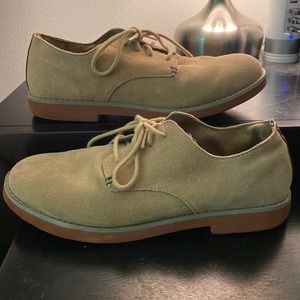 Merona (Target Brand) Tan Saddle Shoe. Size US men 9.5.